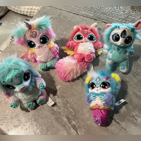 Magic Mixies Interactive Pet Set(5) - Picture 1 of 6